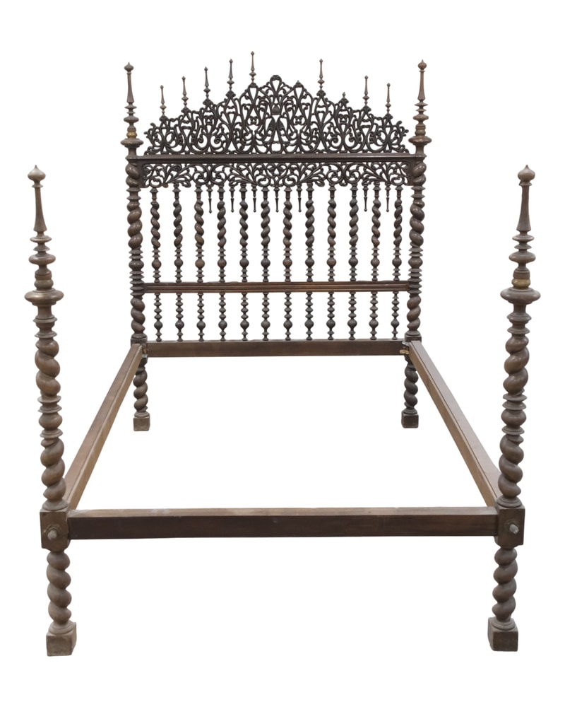 Cama de Bilros Portuguesa del siglo XIX