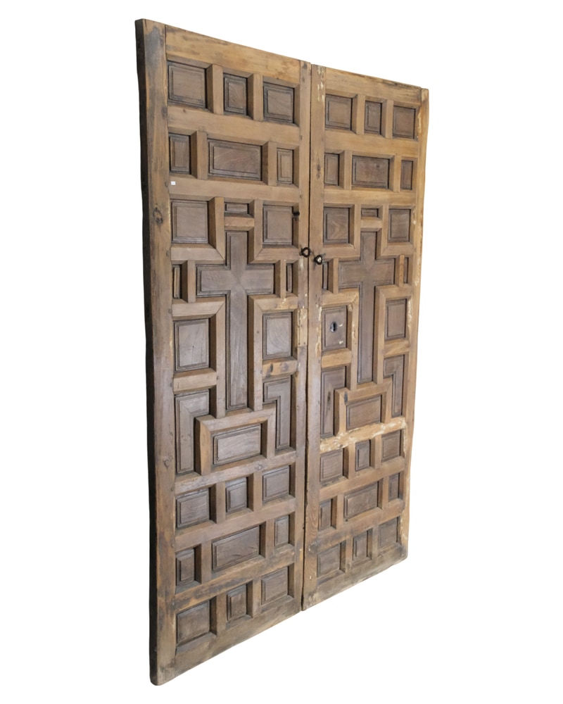 Castilian Door, 17th Century with Central Cross - 5/14