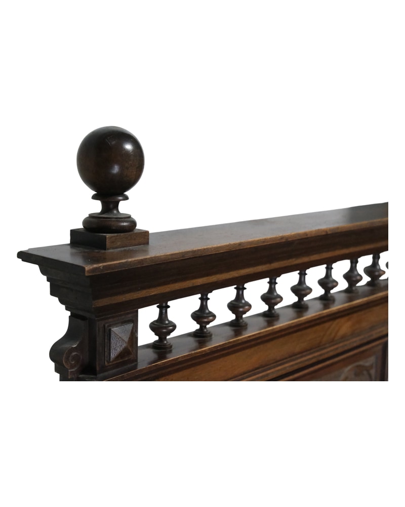 19th Century Walnut Sideboard - 10/19