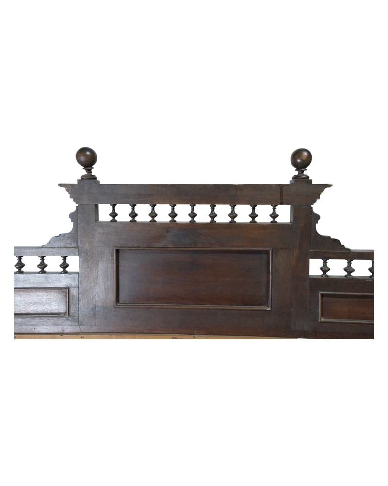 19th Century Walnut Sideboard - 19/19