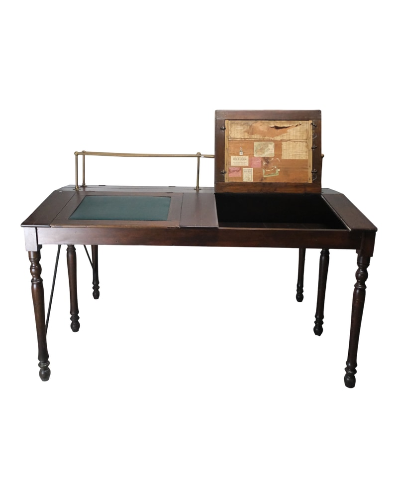 Railway Station Table, 20th Century - 2/14