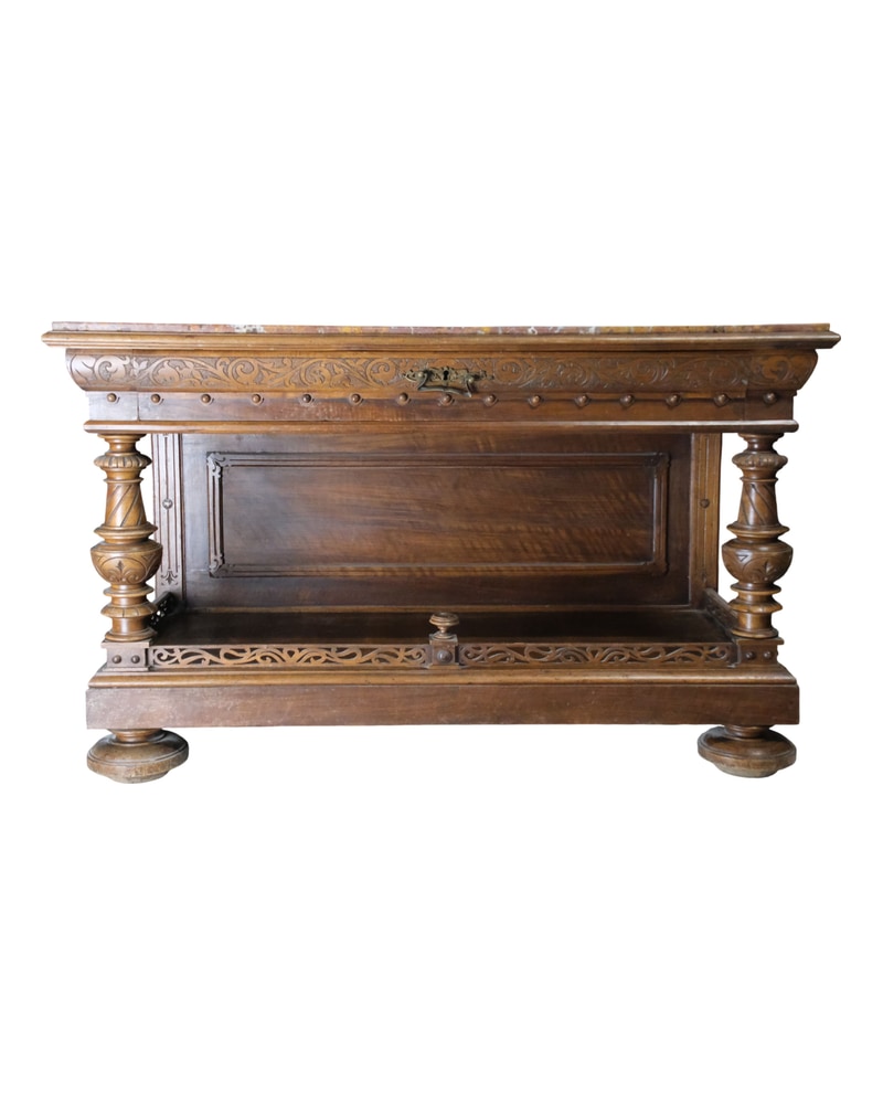 Recibidor Francés del Siglo XIX en Nogal con Talla Vegetal