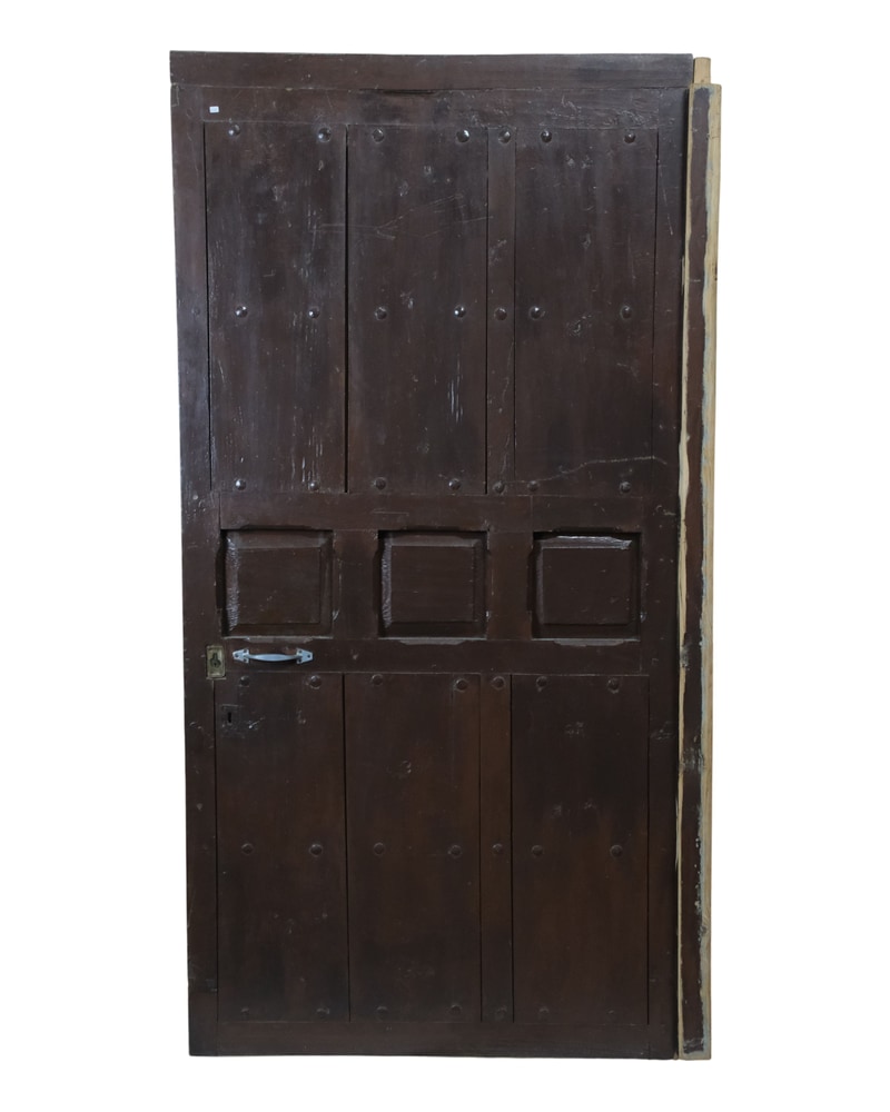 Puerta de madera de nogal del siglo XIX o XX con cuarterones