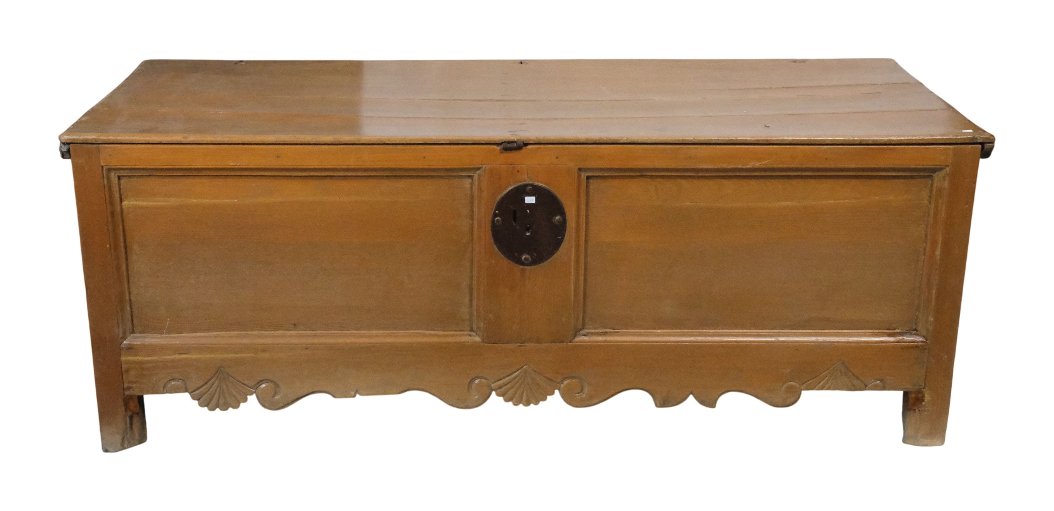 Chests & Trunks