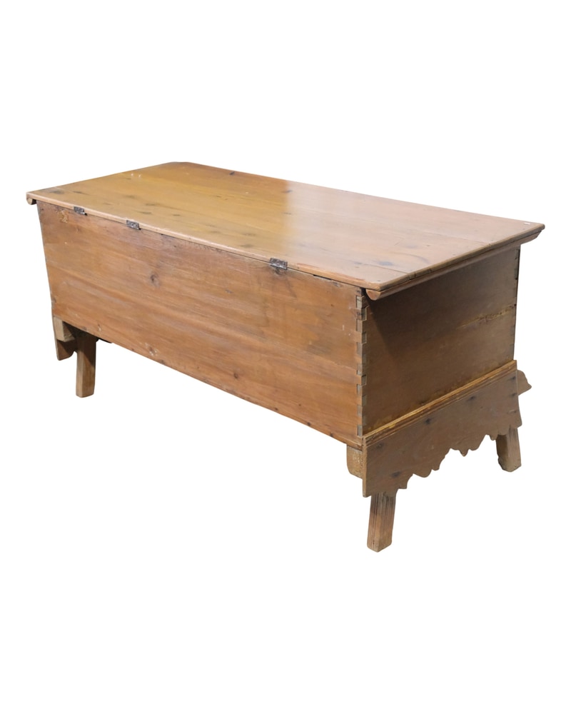 19th Century Pine Chest with Decorative Metals - 9/9