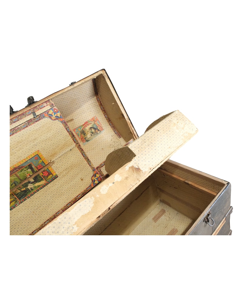 19th Century Travel Trunk with Domed Lid in Madrid - 12/14