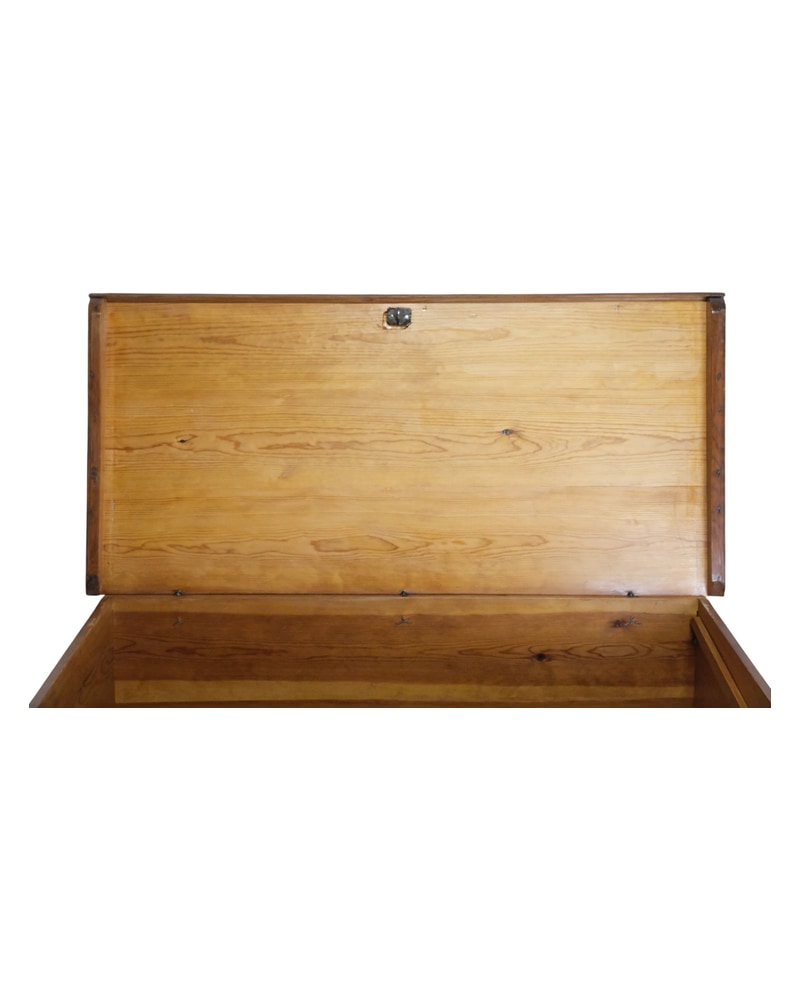 18th Century Andalusian Chest in Pine - 5/7