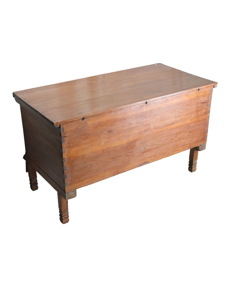 18th Century Andalusian Chest in Pine - 7/7