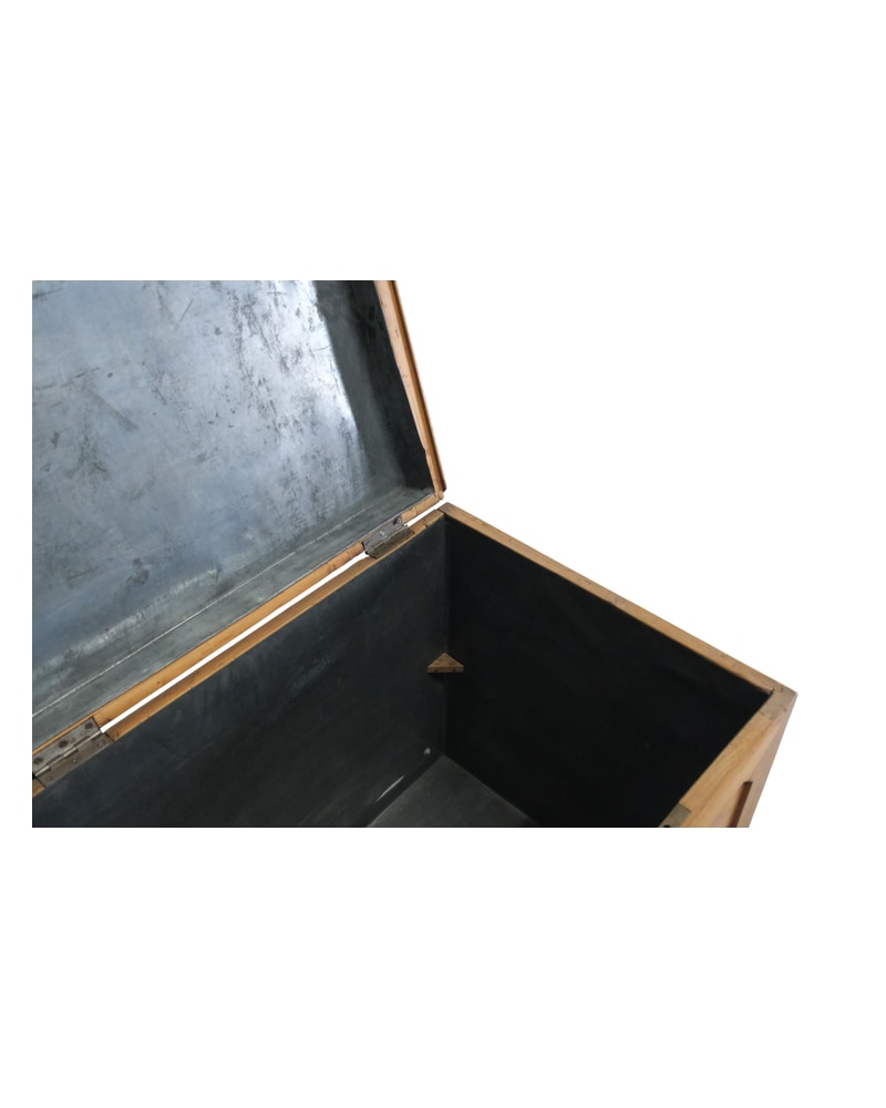 20th Century Pine Chest with Zinc Lining - 7/10