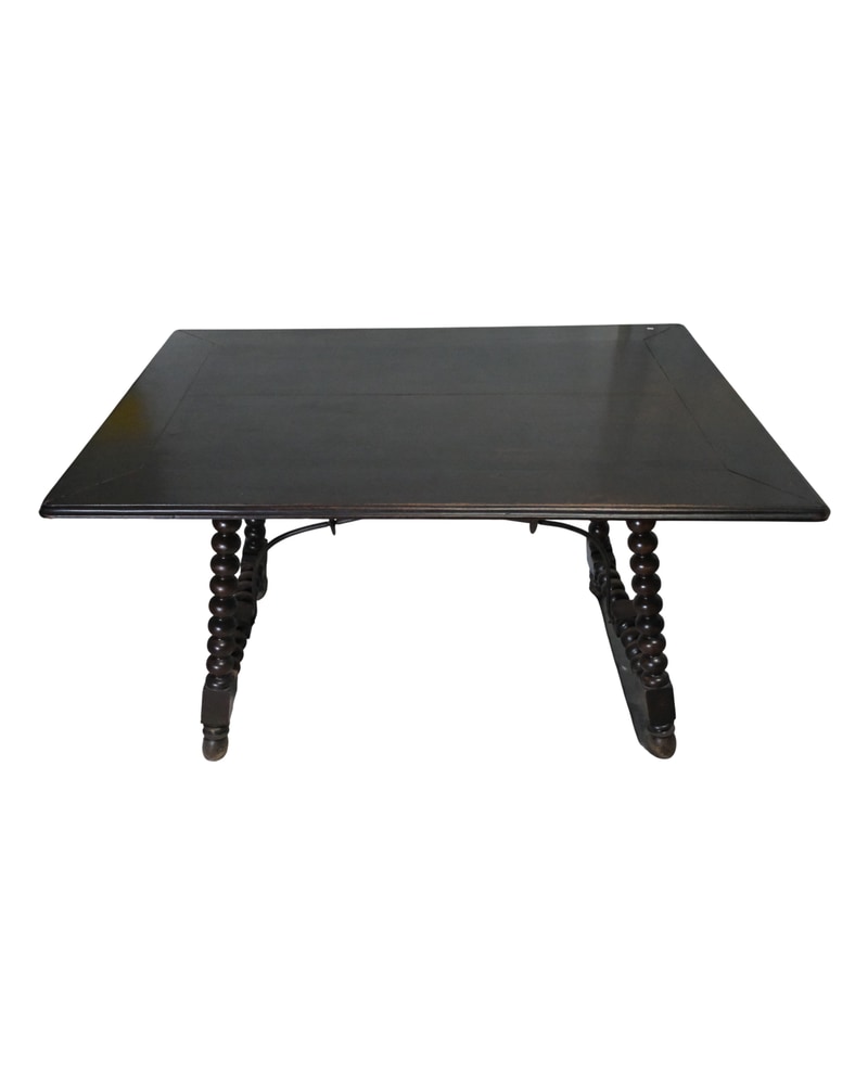 18th Century Castilian Table with Turned Legs - 3/6
