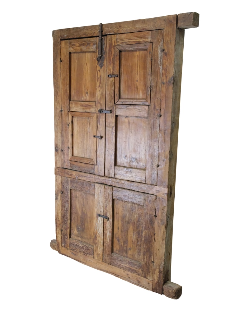 17th Century Pine Balconade with Balustrade - 11/15