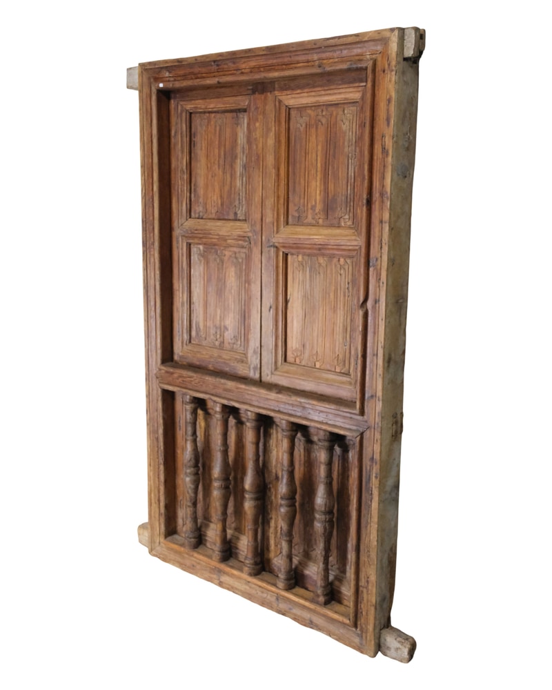 17th Century Pine Balconade with Balustrade - 3/15