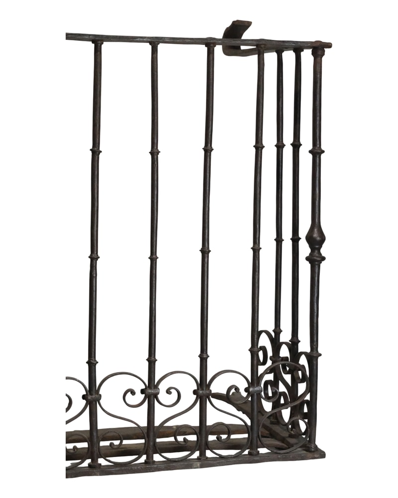 18th Century Wrought Iron Balcony with Frieze - 2/9