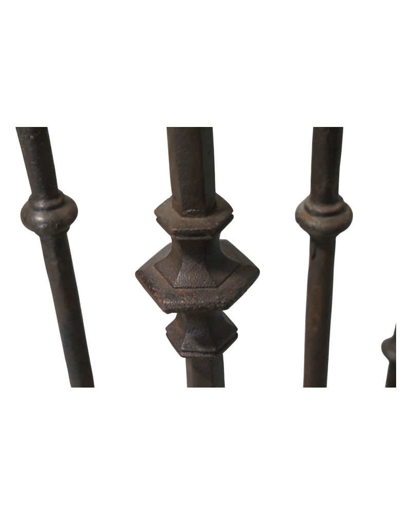 18th Century Cordoban Cast Iron Balcony with Bardotes - 9/9