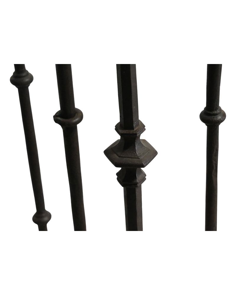 18th Century Cordoban Cast Iron Balcony with Bardotes - 2/9