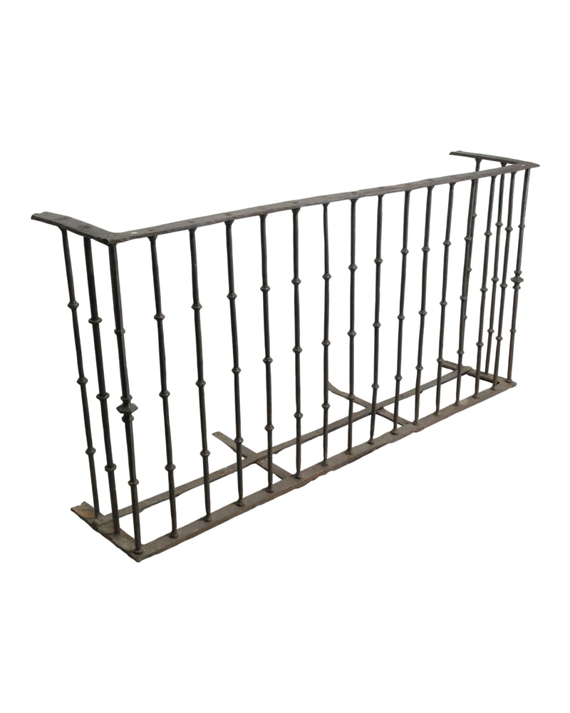 18th Century Cordoban Cast Iron Balcony with Bardotes - 3/9