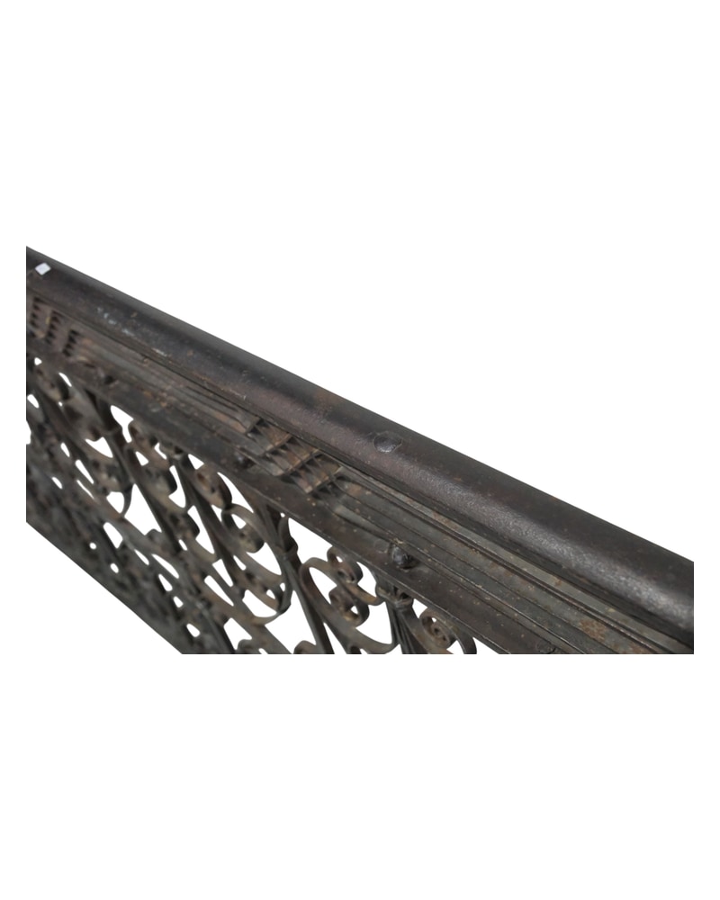 19th Century Wrought Iron Modernist Balcony - 18/19