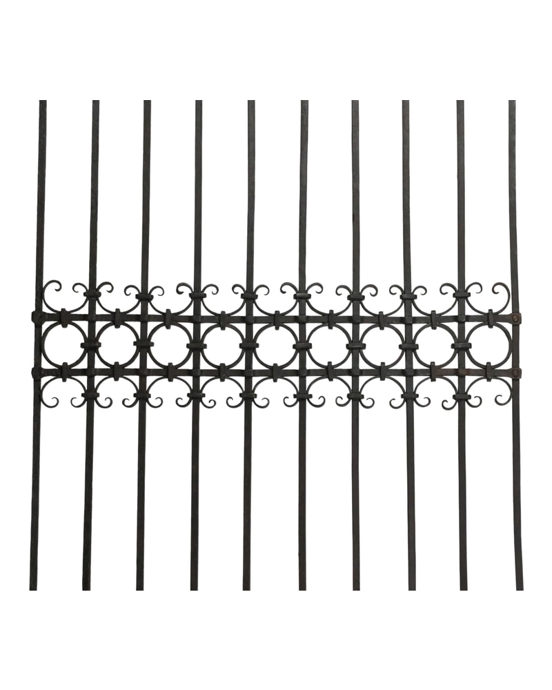 19th Century Cast Iron Grille with Symmetrical Motifs - 2/8