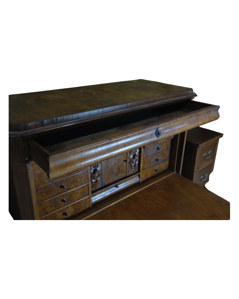 20th Century Furniture - 7/7