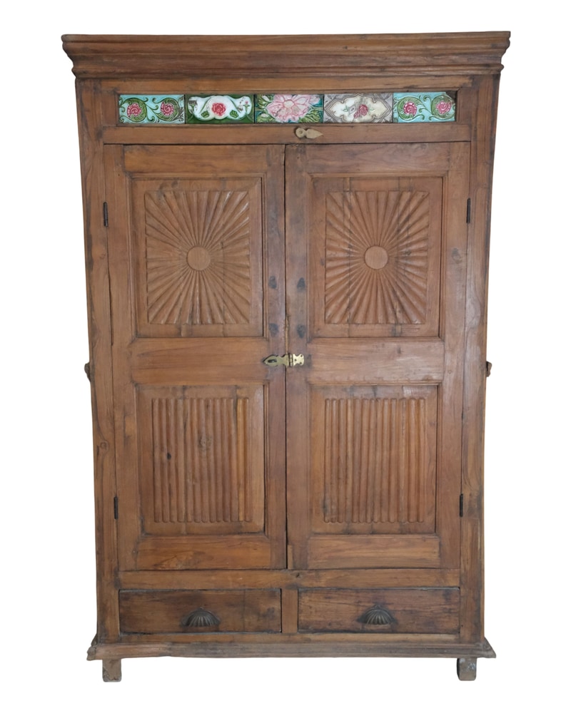 Mueble de Madera de la India del Siglo XX con Decoración Cerámica