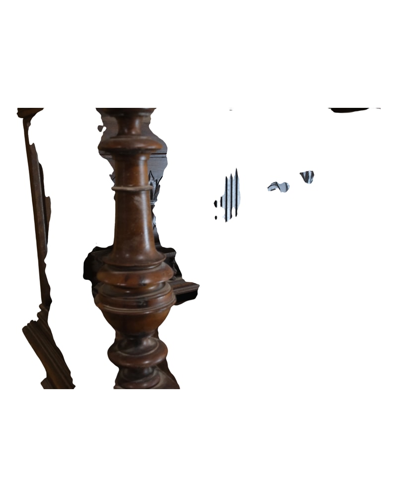 Neocastilian Furniture from the 20th Century with Carved Knight - 7/7
