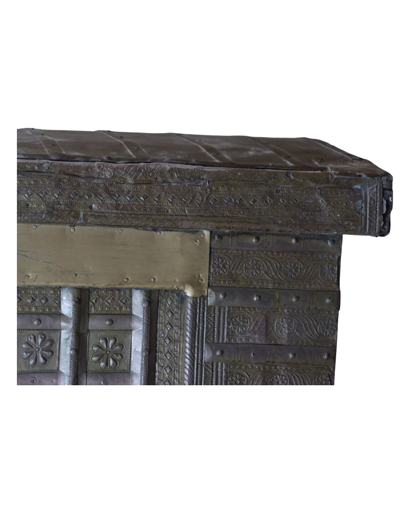19th Century Chest from India with Elephant Drawings - 4/12