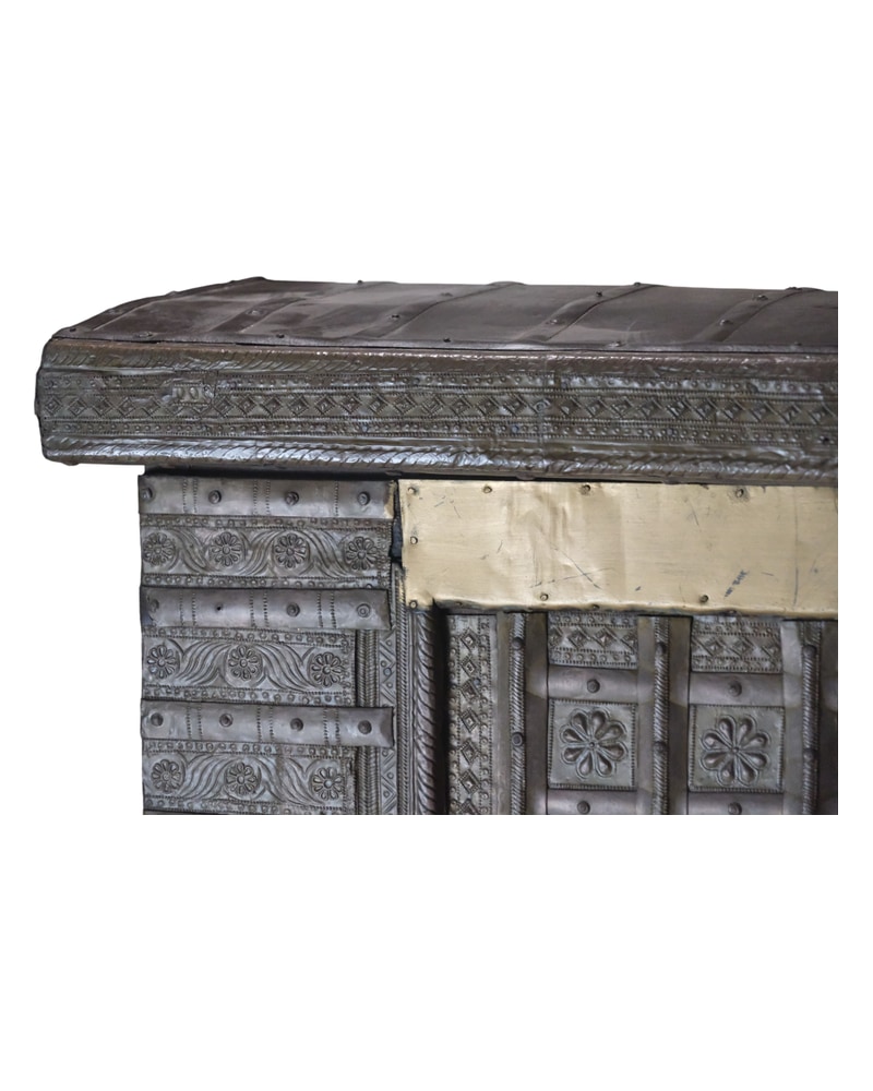 19th Century Chest from India with Elephant Drawings - 3/12