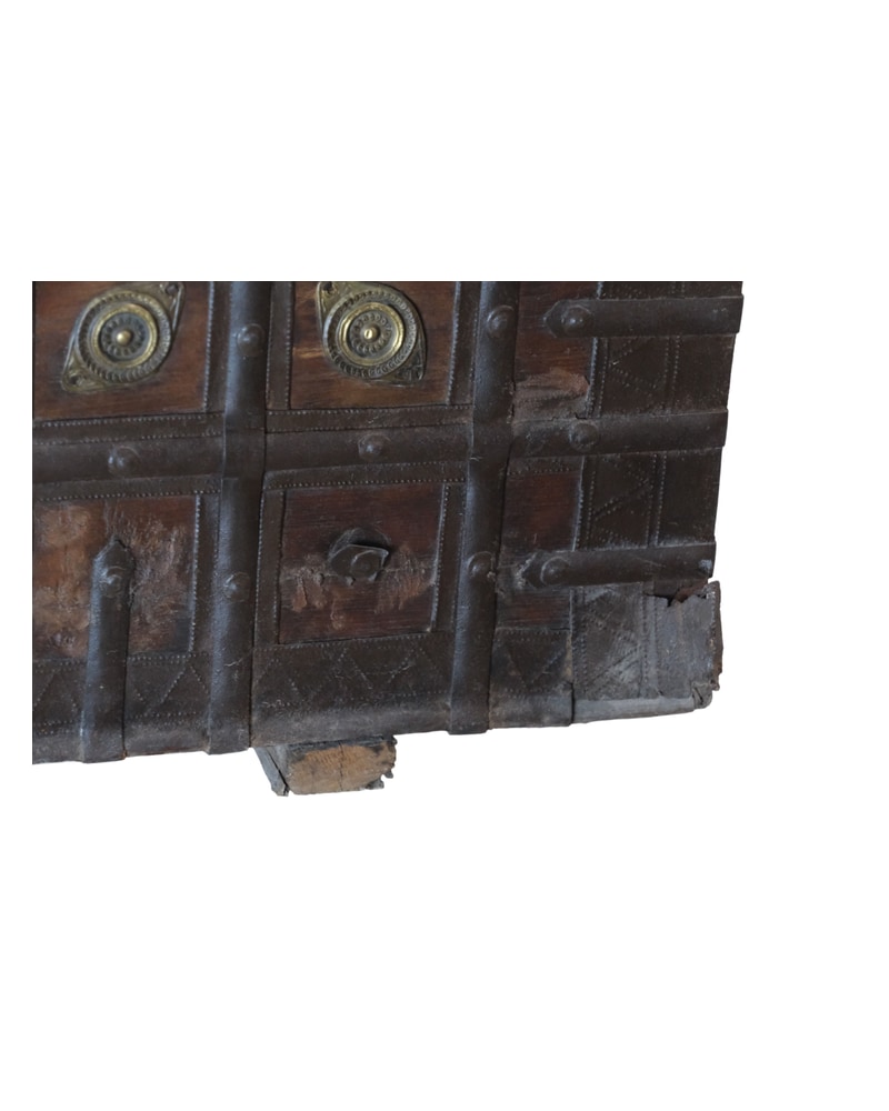 19th Century Indian Chest with Bronze Decoration - 5/8