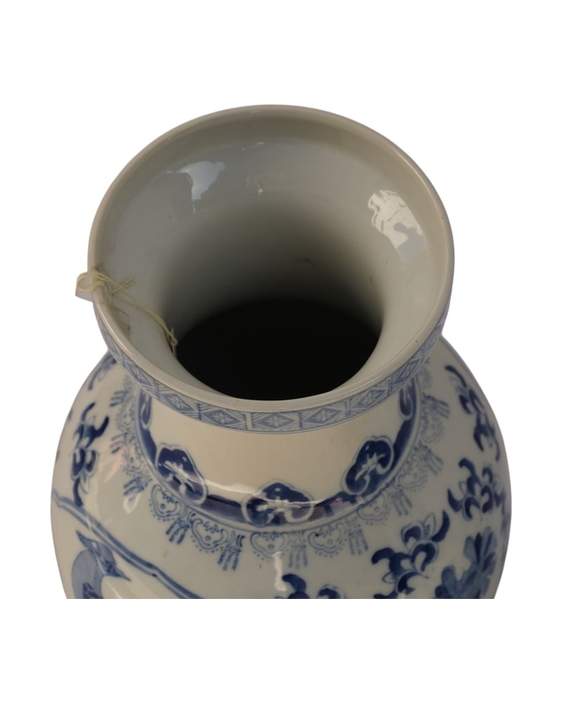 Pair of Chinese Vases - 8/9