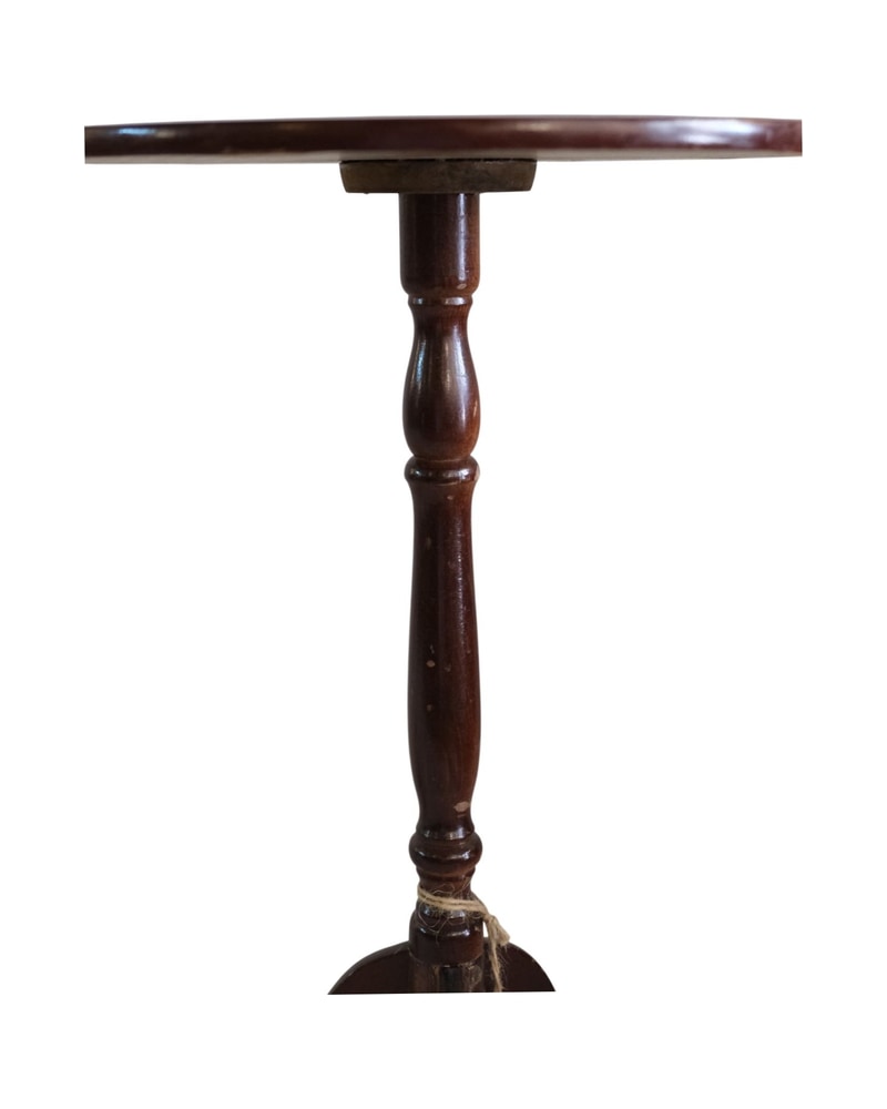 Small Nightstand with Decorated Top - 4/5