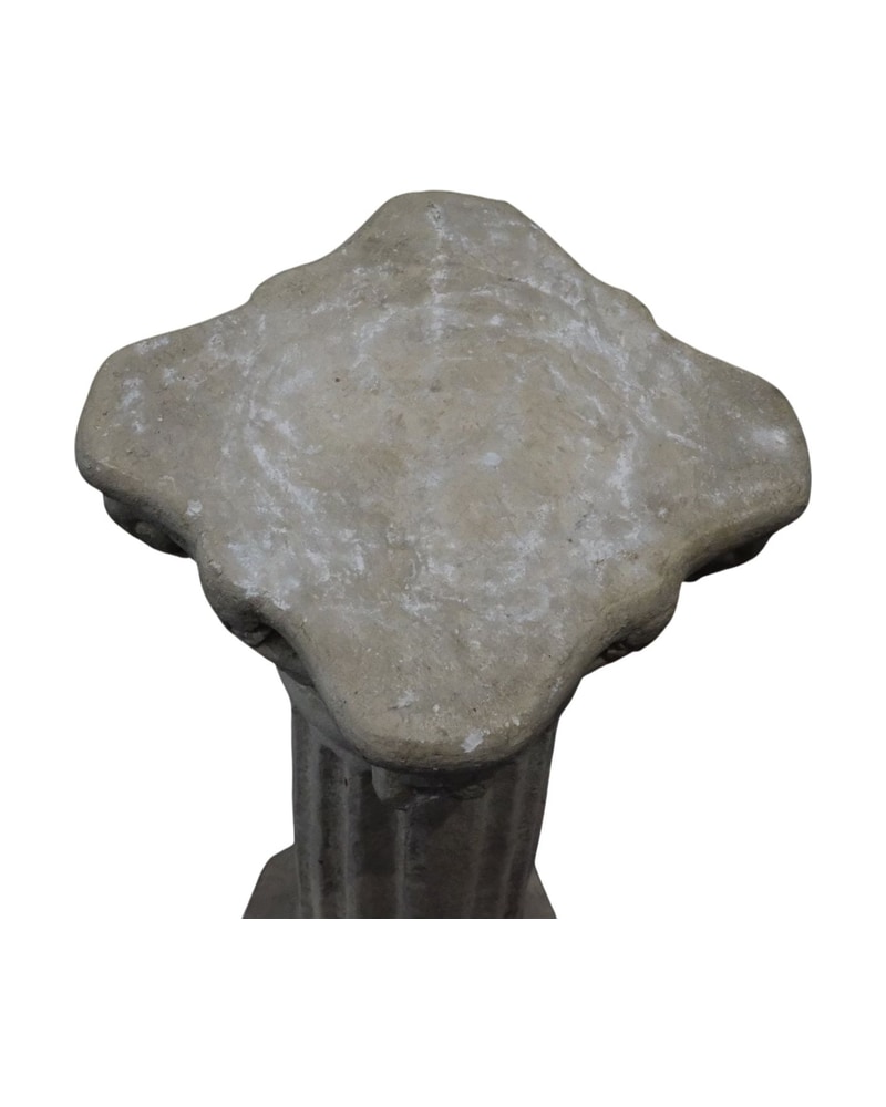 imitacion-de-columna-corintia-siglo-xx