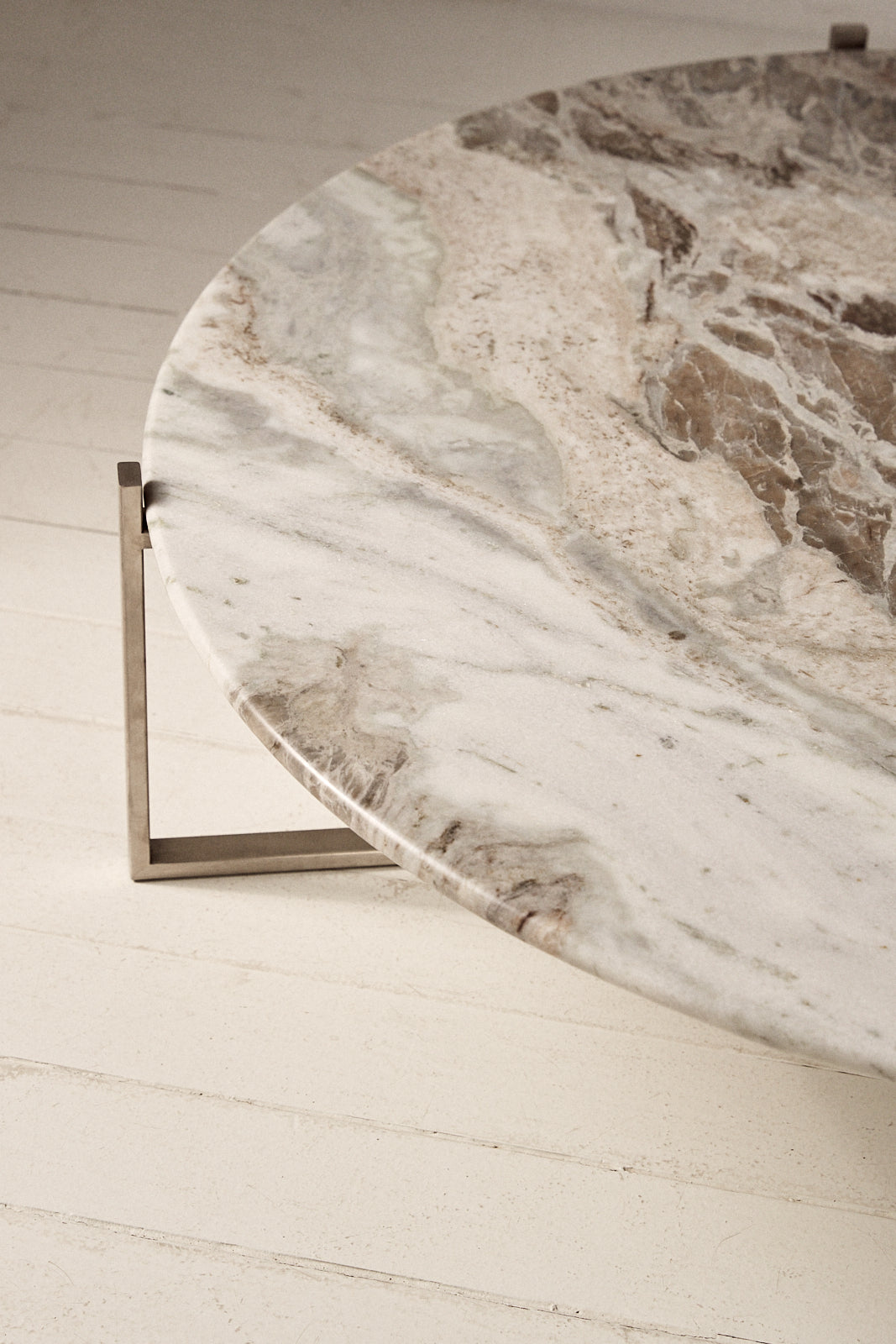 Mesa de Centro del Siglo XXI con Sobre de Mármol - 2