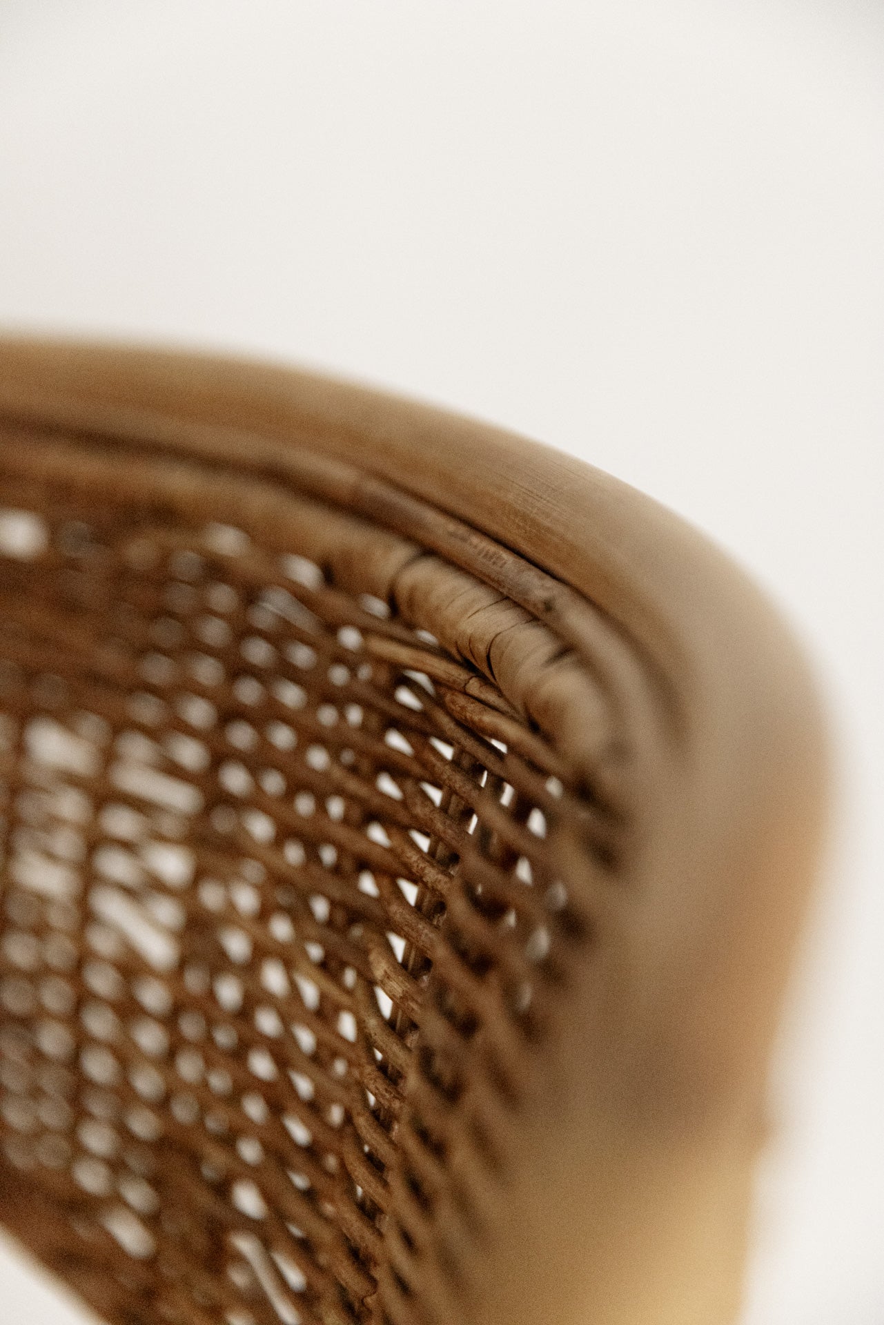 Pareja de Taburetes de Ratán Giratorio del Siglo XX - 6