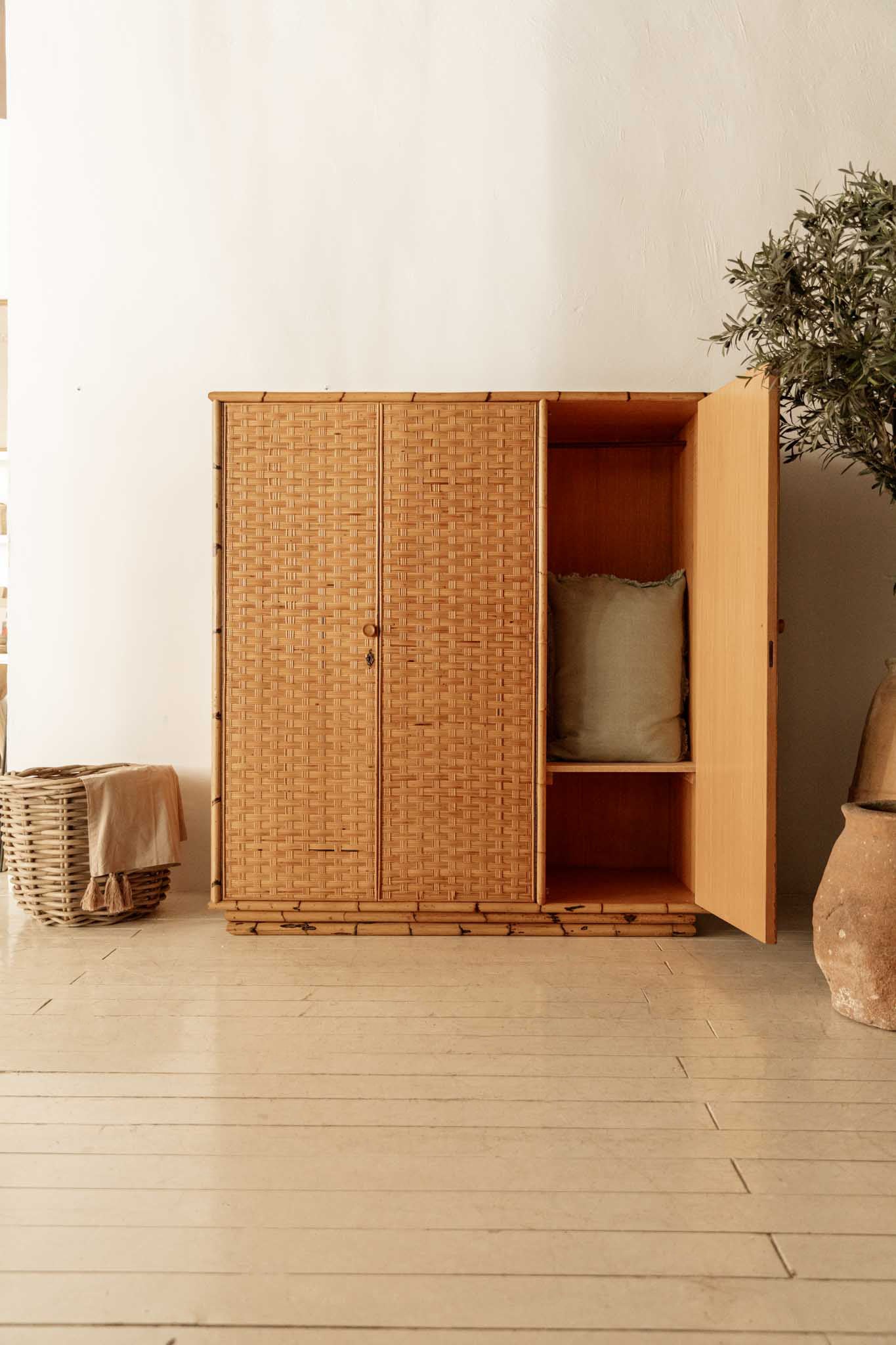 Armario de Bambú y Ratán del Siglo XX - 2