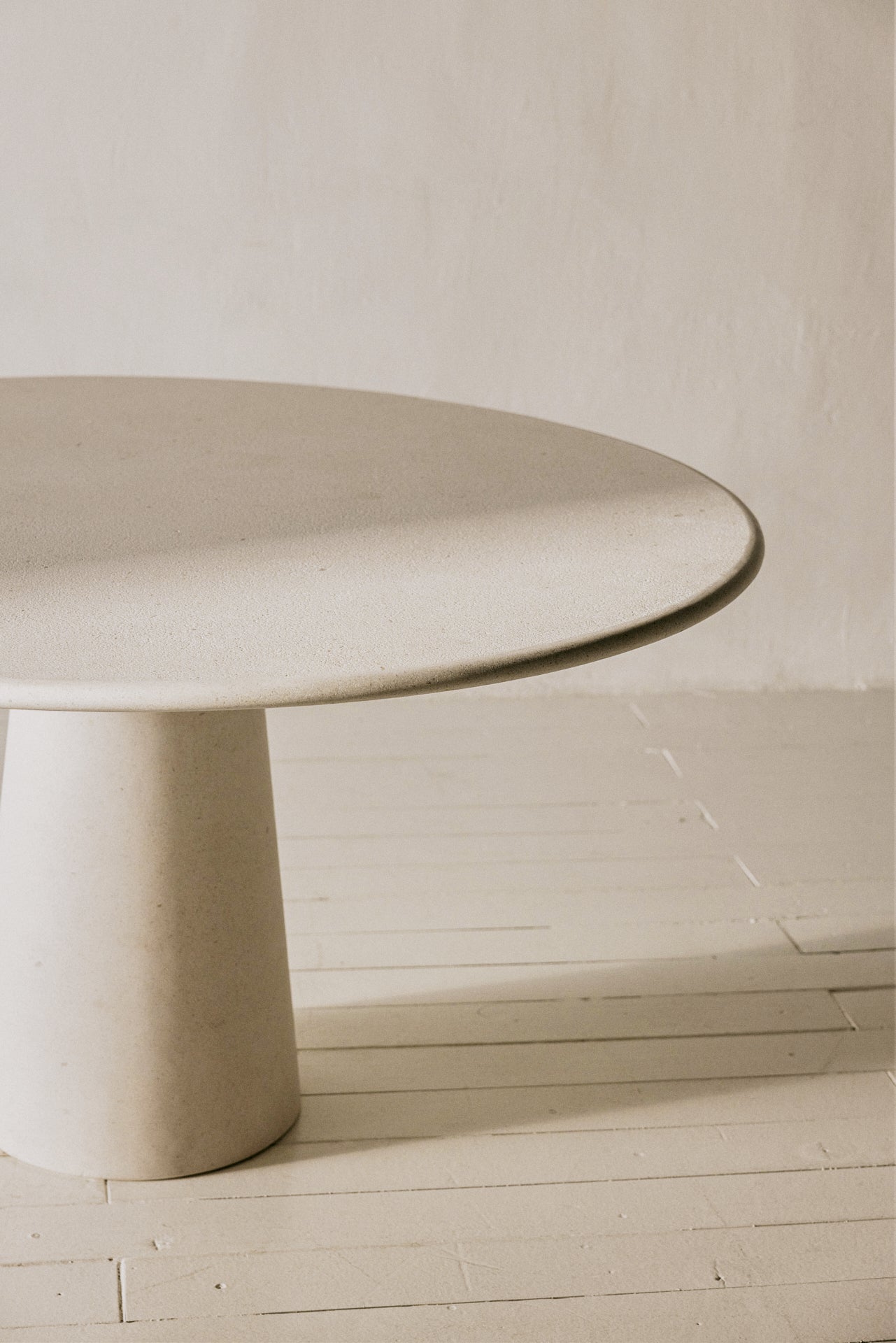 Mesa de Comedor del Siglo XXI en Mármol Caliza