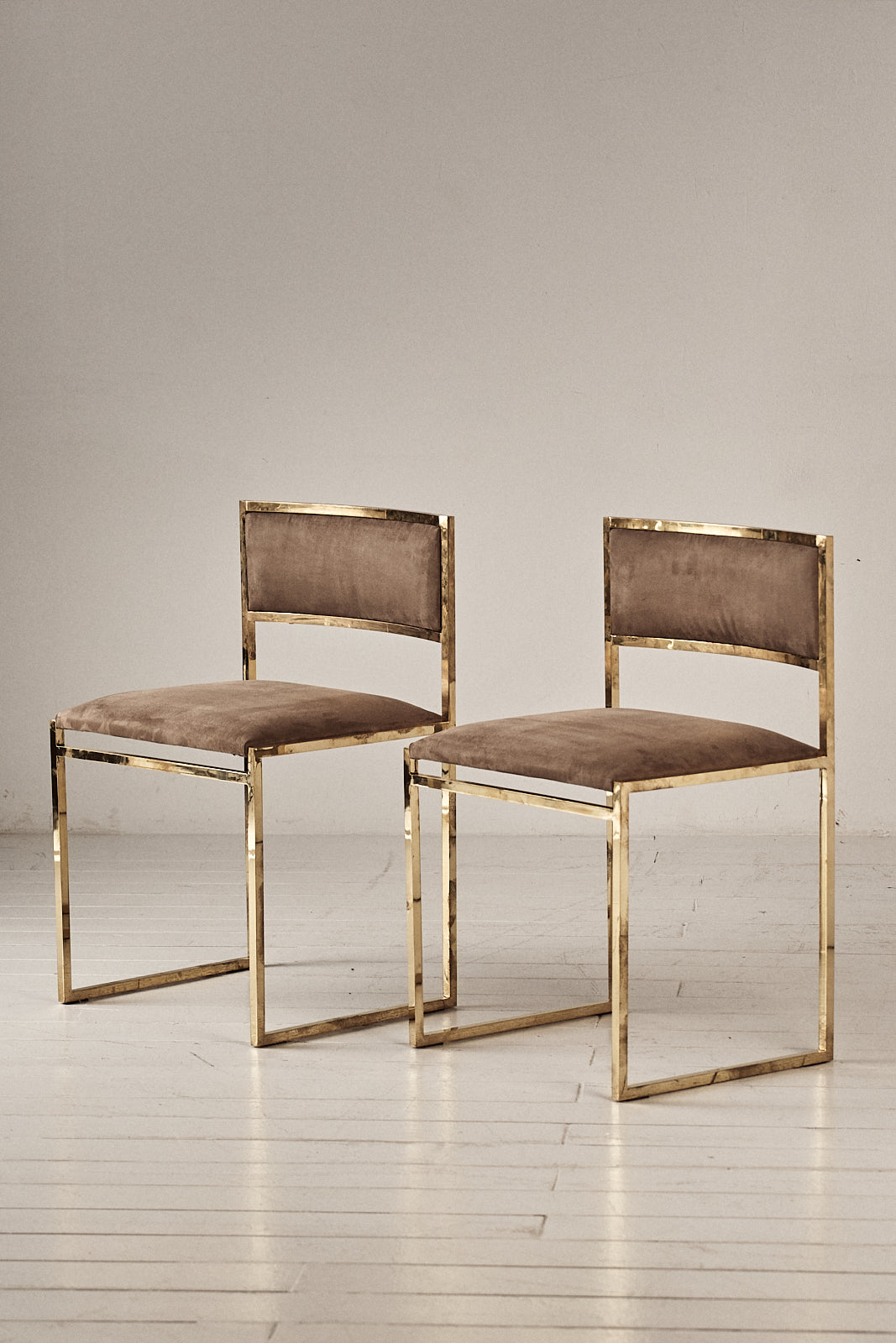 Silla del Siglo XXI en Latón y Semi Ante