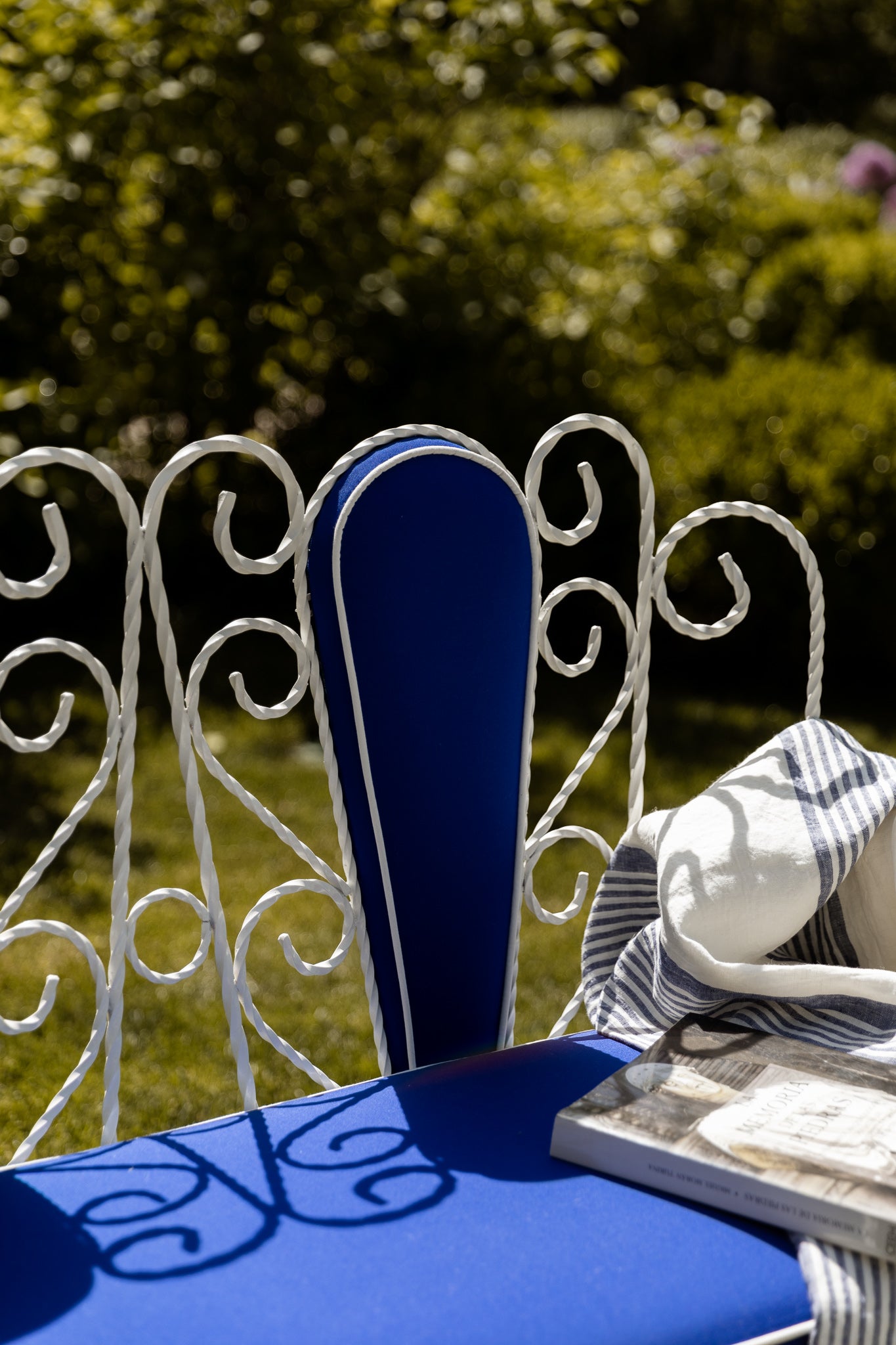 Banco de Jardín del Siglo XX Tapizado en Azul - 2