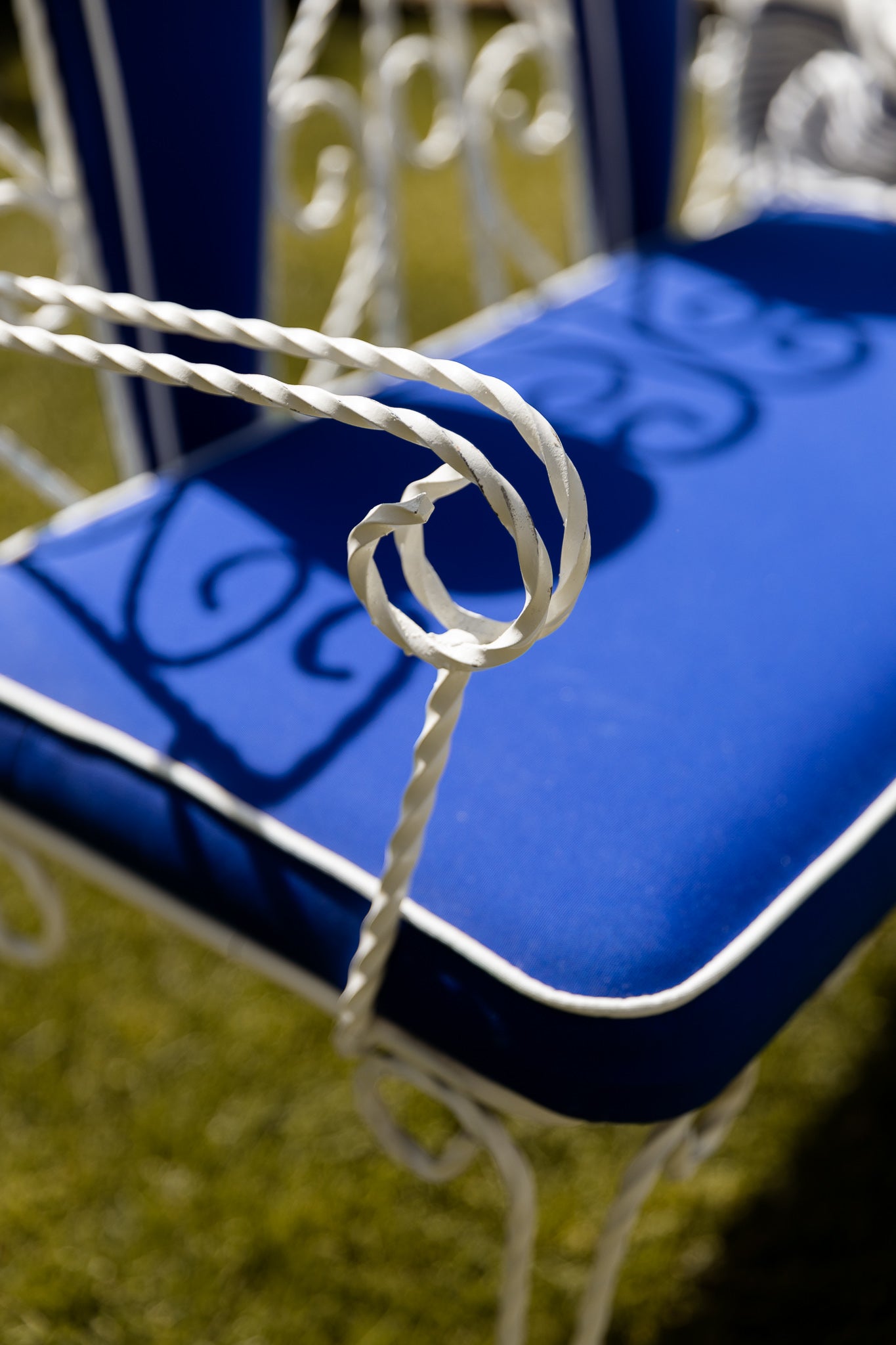 Banco de Jardín del Siglo XX Tapizado en Azul - 3