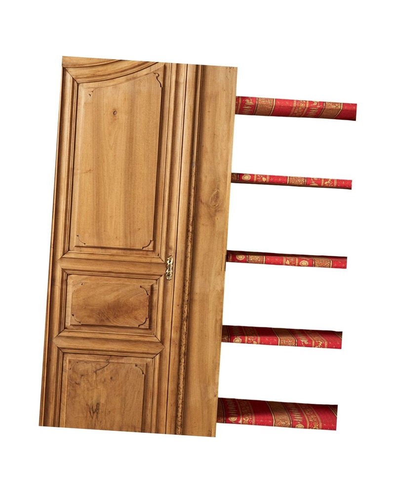 18th Century French Walnut Wardrobe in Louis XV Style - 3/7