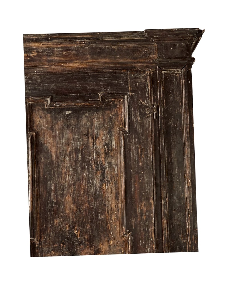 18th Century Italian Poplar Wood Wardrobe - 2/4