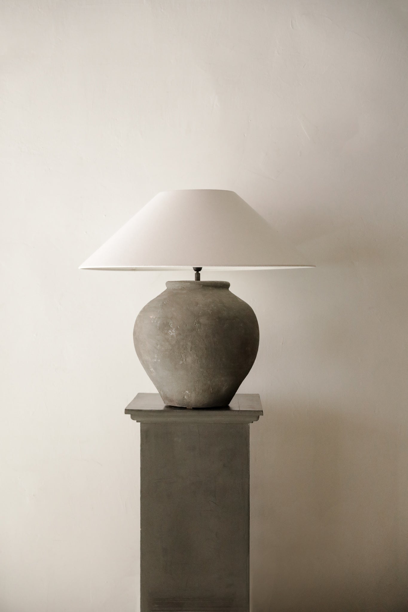 Base de Lámpara Cerámica Gris del Siglo XXI