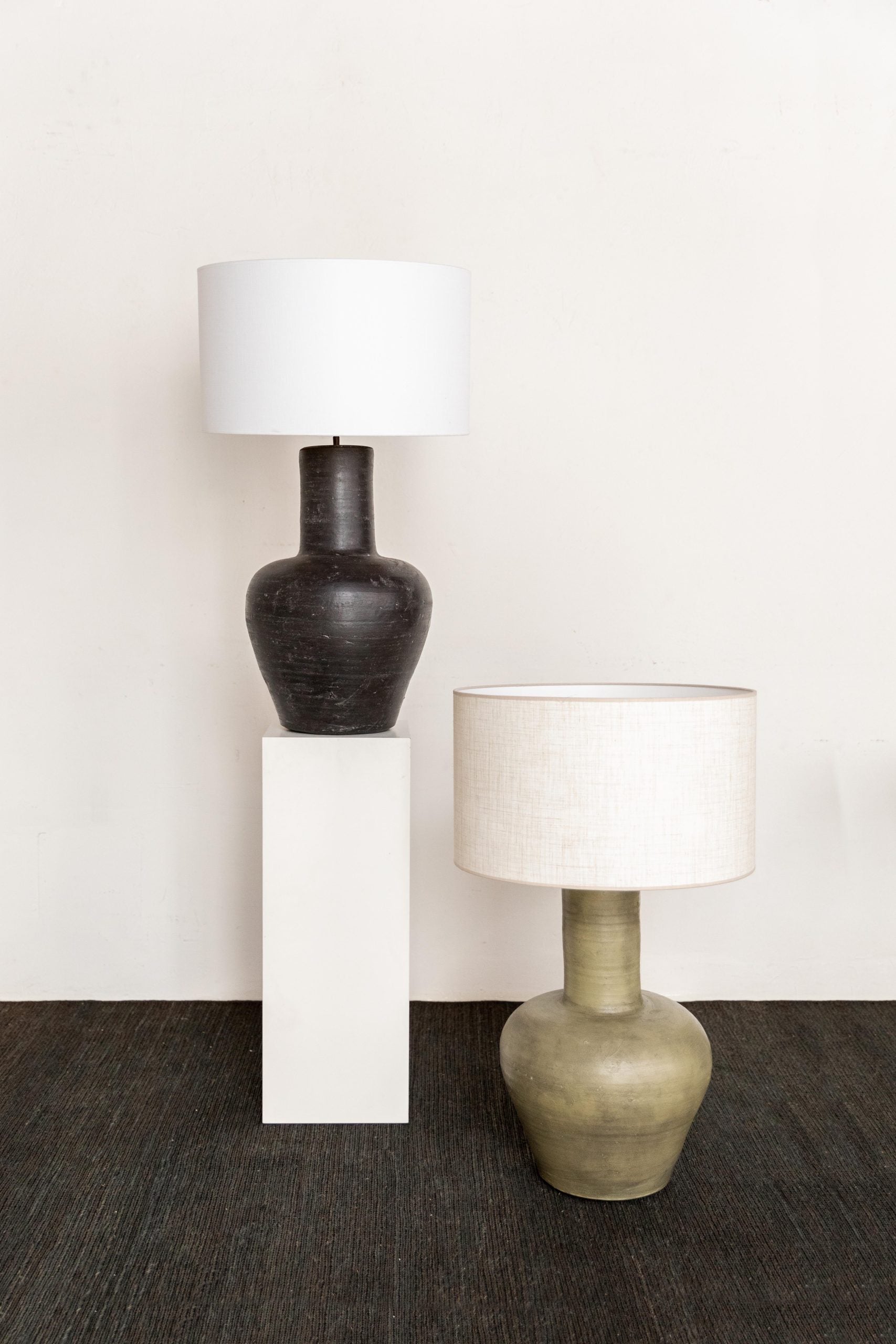 Base de Lámpara del Siglo XXI en Cerámica Negra Mate - 4