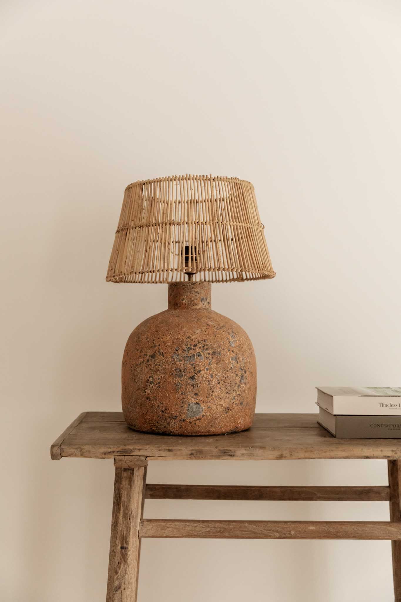 Base de Lámpara del Siglo XXI en Cerámica Patinada