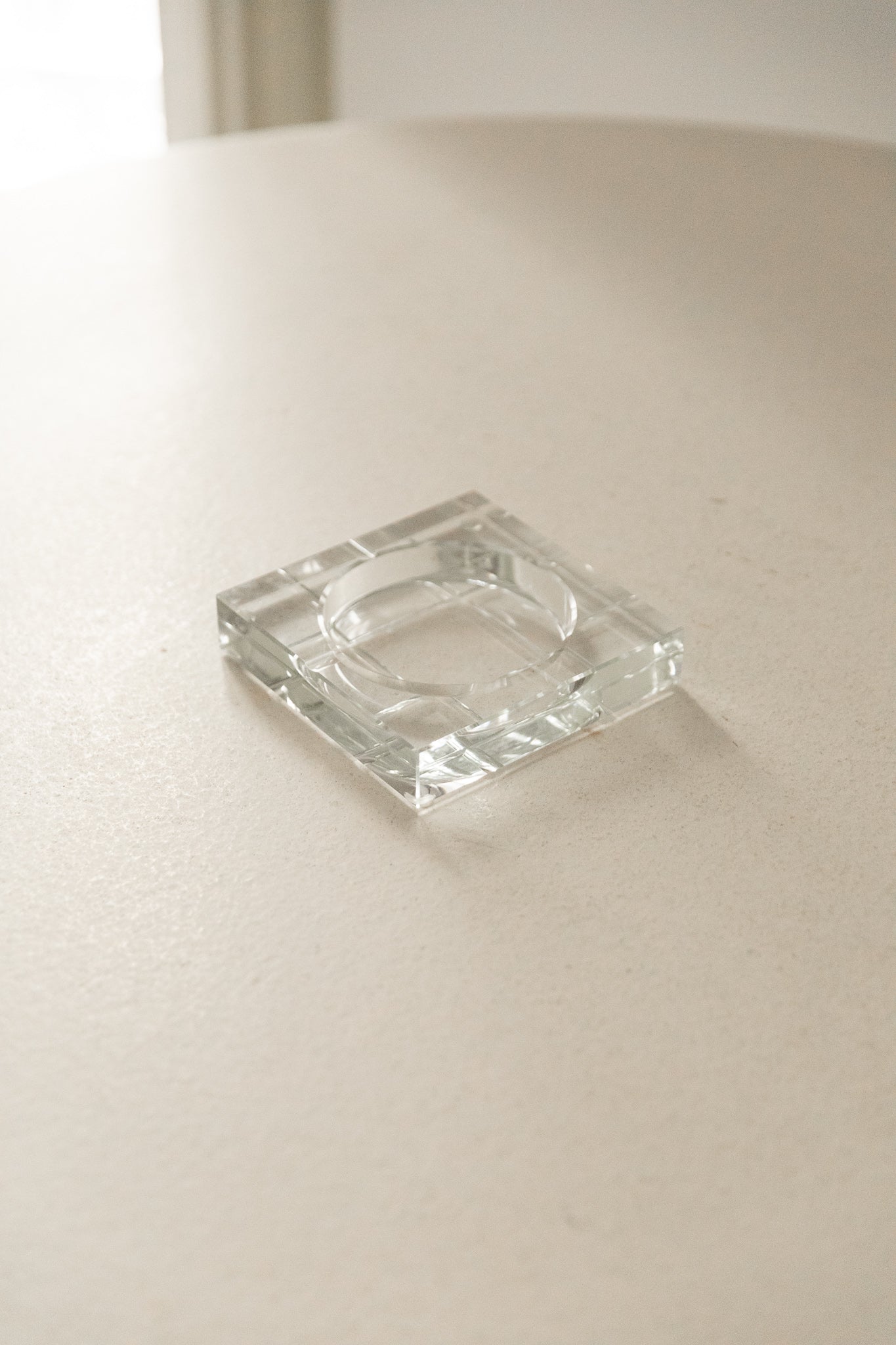 Cenicero Cuadrado Pequeño del Siglo XX en Cristal Transparente