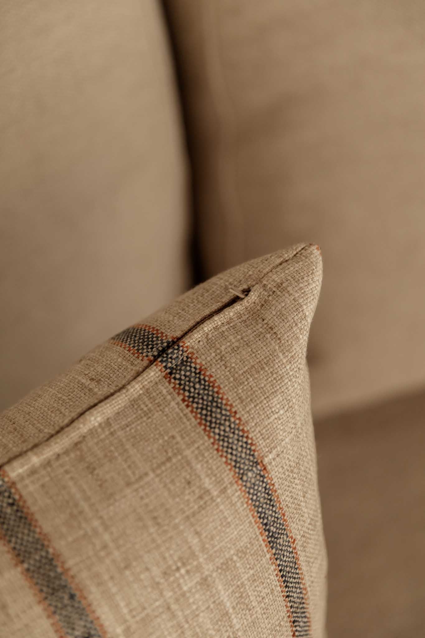 Cojín Raya Vintage del Siglo XXI en Lino y Seda - 4