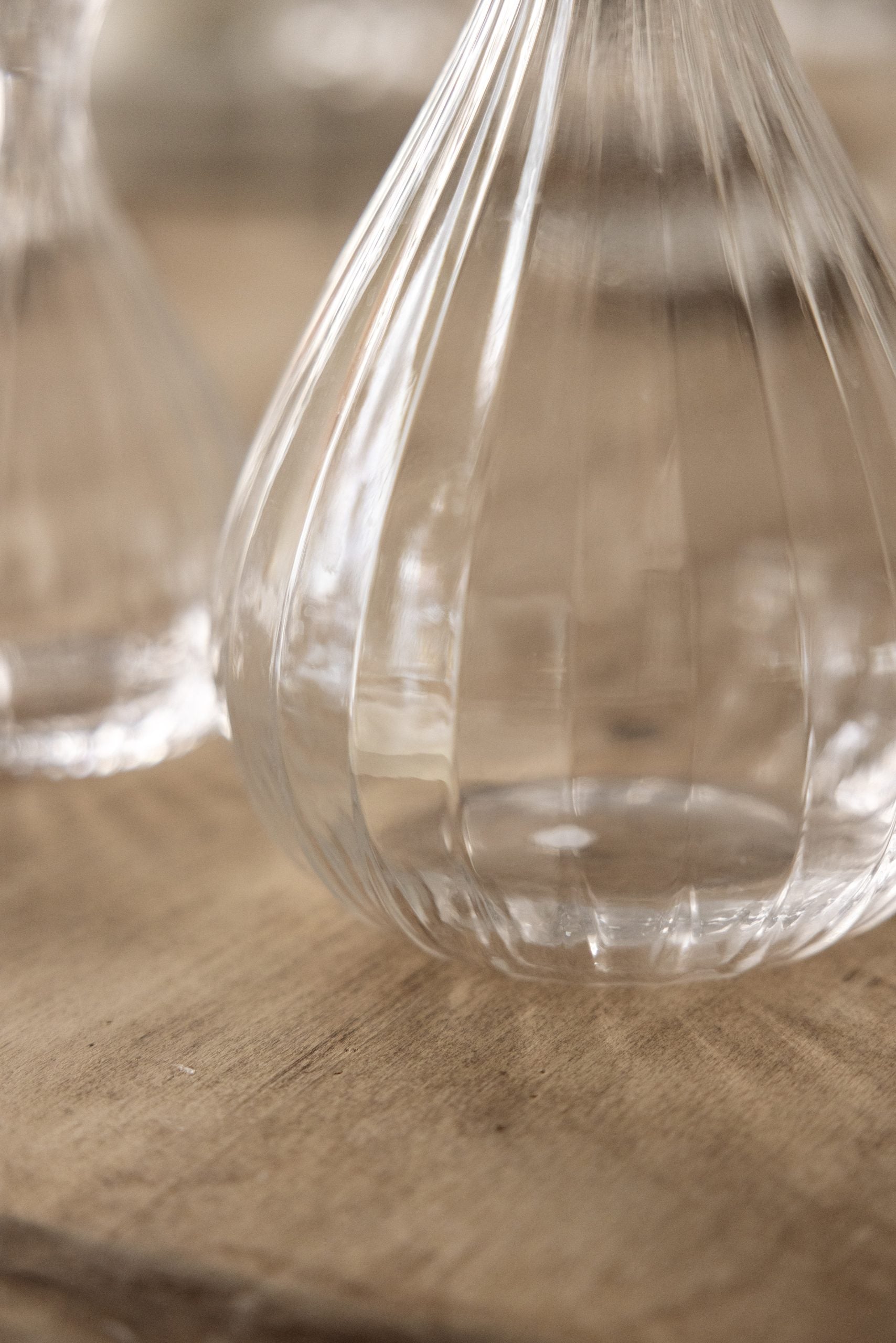 Colección de Jarras de Vidrio Soplado del Siglo XXI con Acabado Ondulado - 4