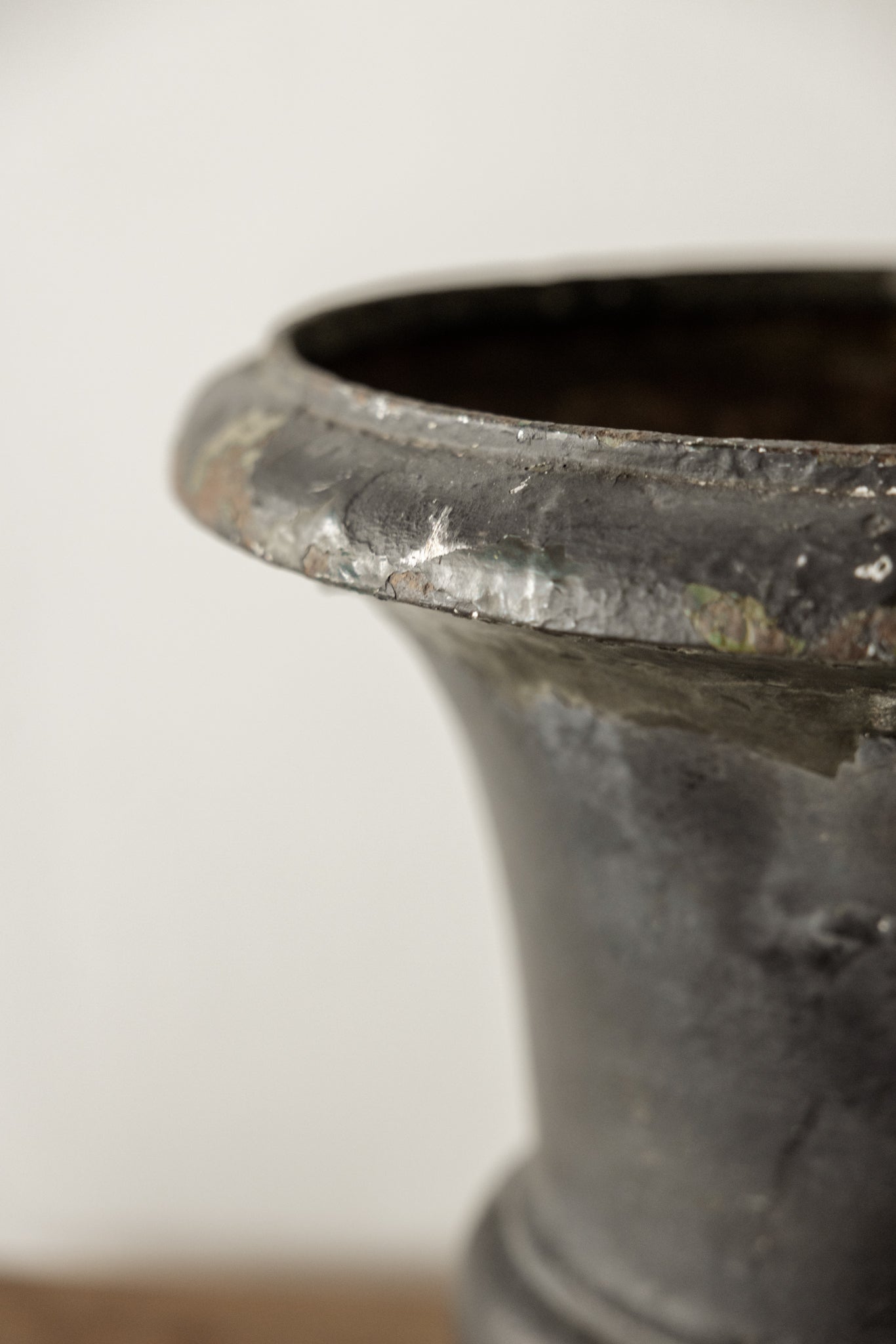 Copa Francesa de Jardín del Siglo XIX en Hierro Forjado - 3