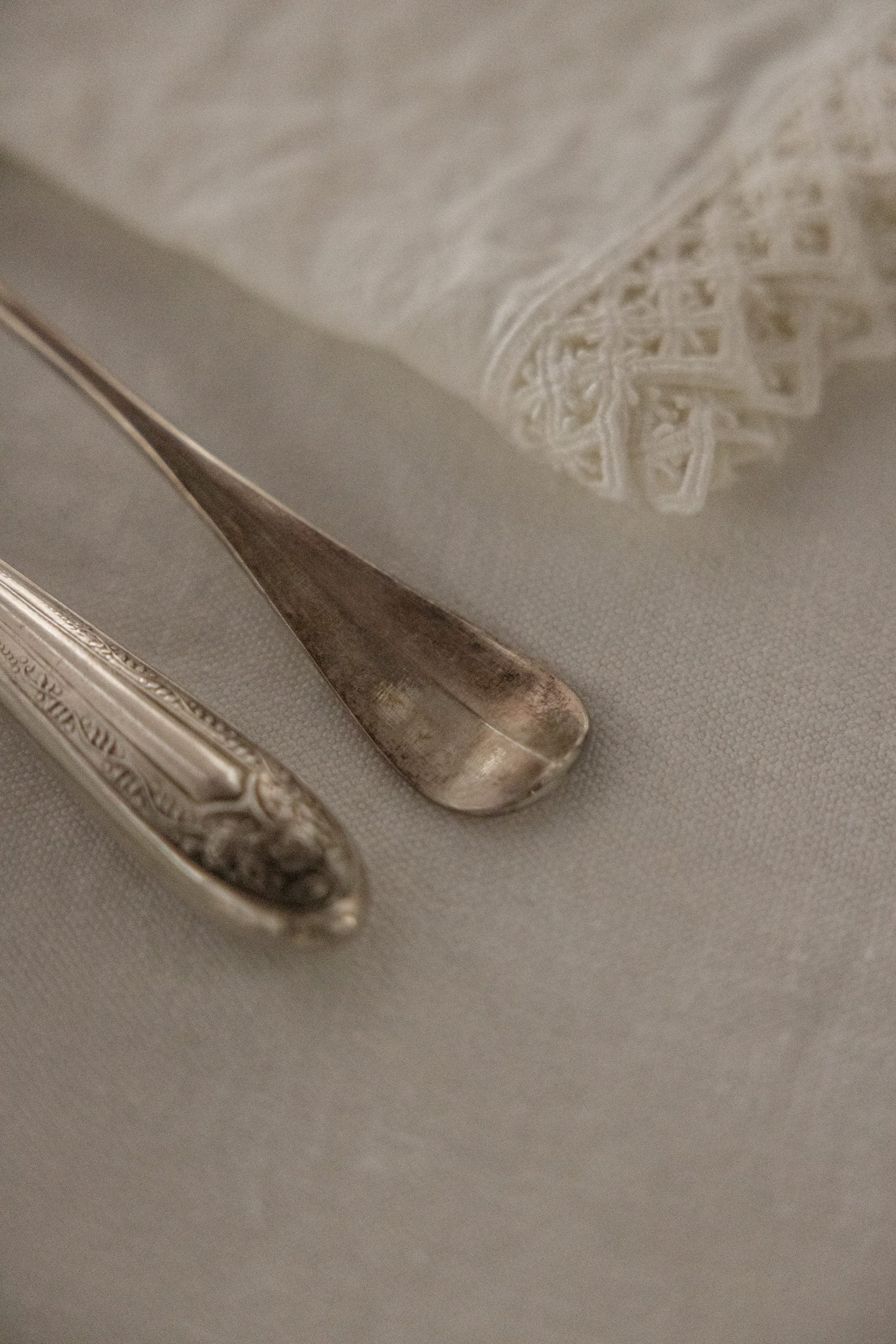 CUCHILLO ANTIGUO METAL PLATEADO | SET DE 6 - 2