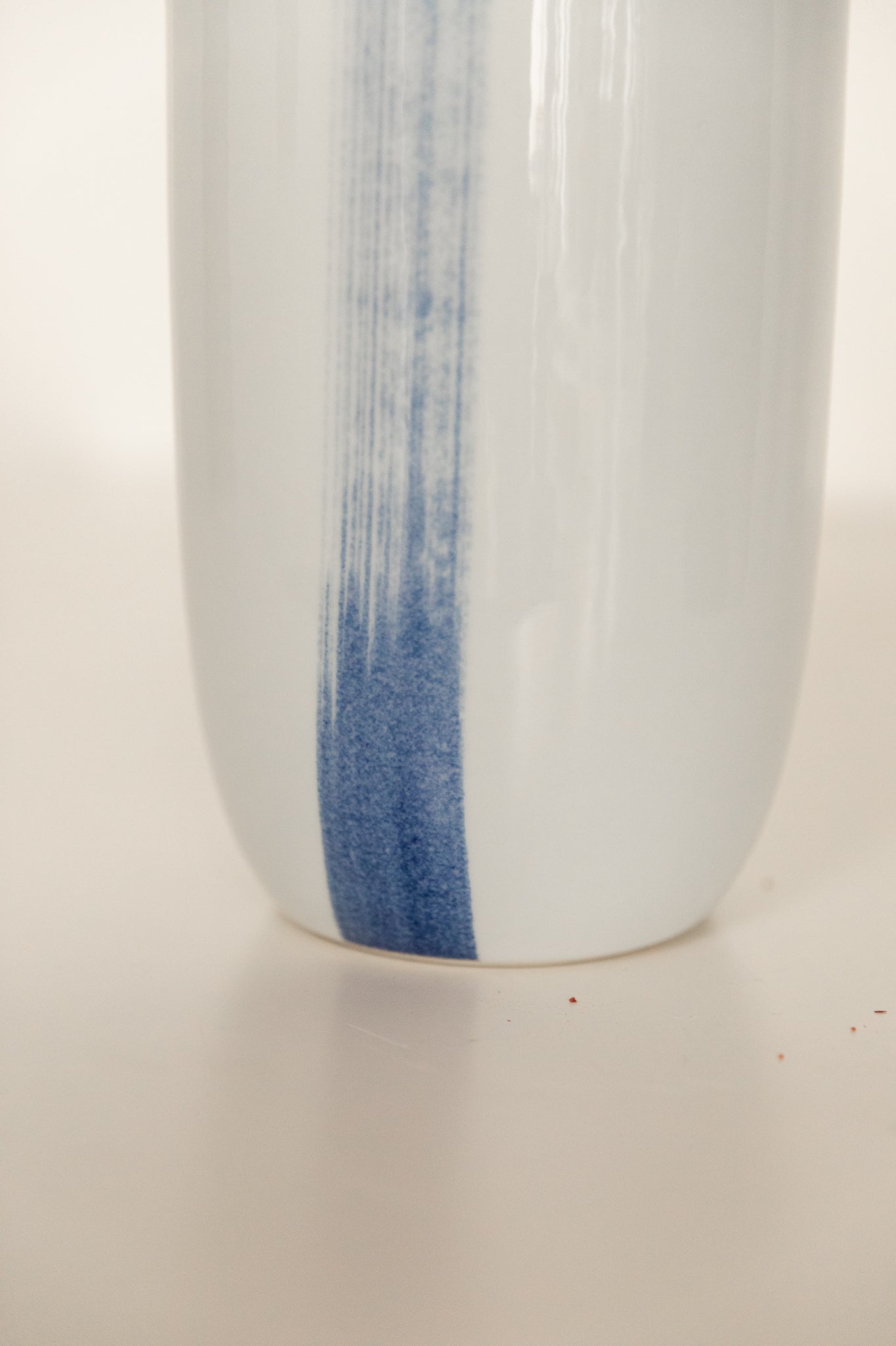 Jarrón de Porcelana del Siglo XXI en Blanco Brillo y Azul - 3