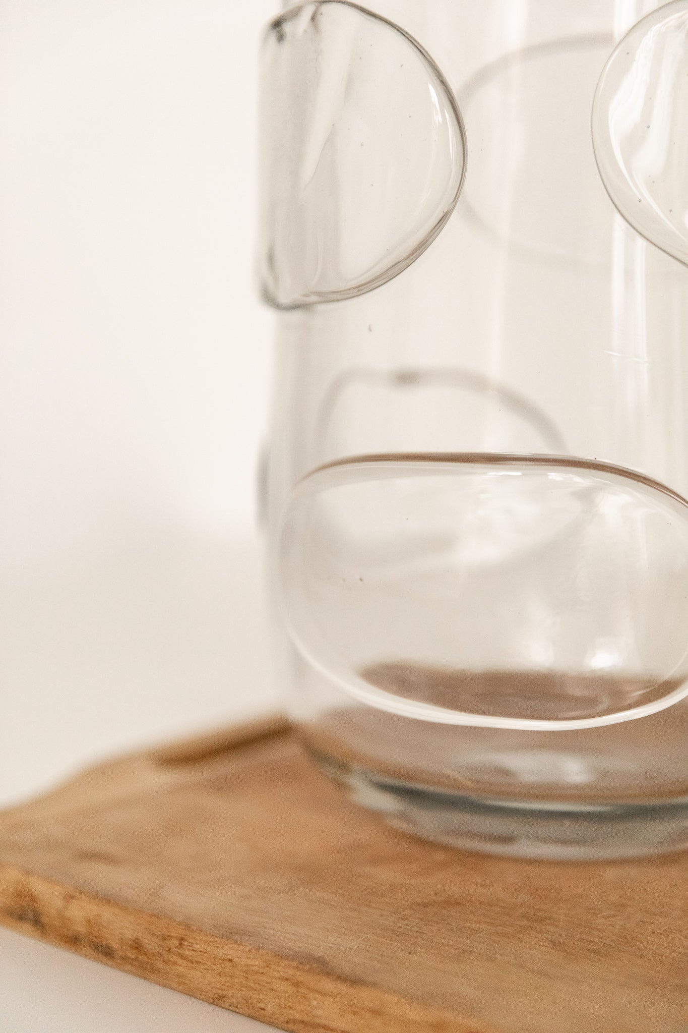 Jarrón de Vidrio del Siglo XXI con Detalles Circulares - 4